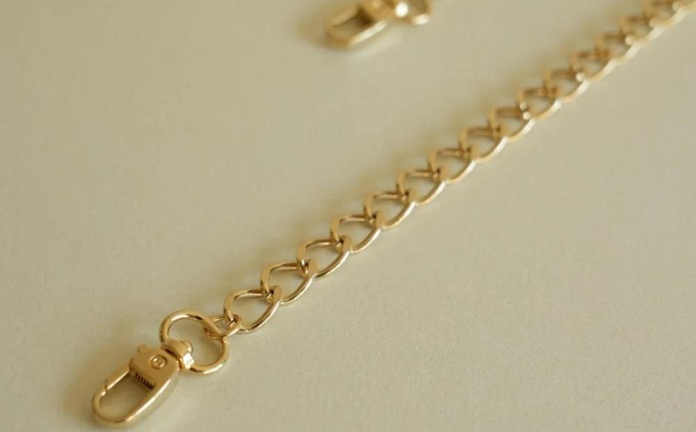 【LENERAオリジナルスマートフォンショルダー】 smartphone shoulder - maro - / gold 【079036】